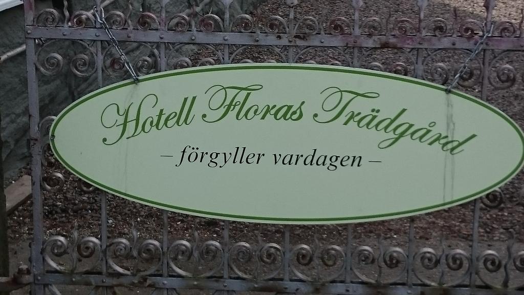 Öregrund Hotell Floras Tradgard מראה חיצוני תמונה